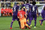 FLORENCE, ITALY - SEPTEMBER 18: Edin Dzeko of AS Roma shows his dejection during the Serie A match between ACF Fiorentina and AS Roma at Stadio Artemio Franchi on September 18, 2016 in Florence, Italy.  (Photo by Gabriele Maltinti/Getty Images)